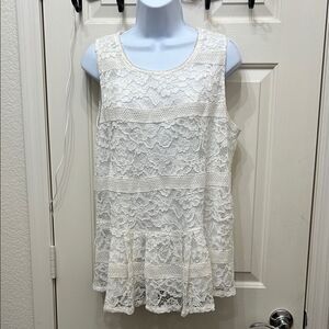 Christina Tank Top Off White Sz Large Floral Lace Sleeveless Scoop Neck Pleated